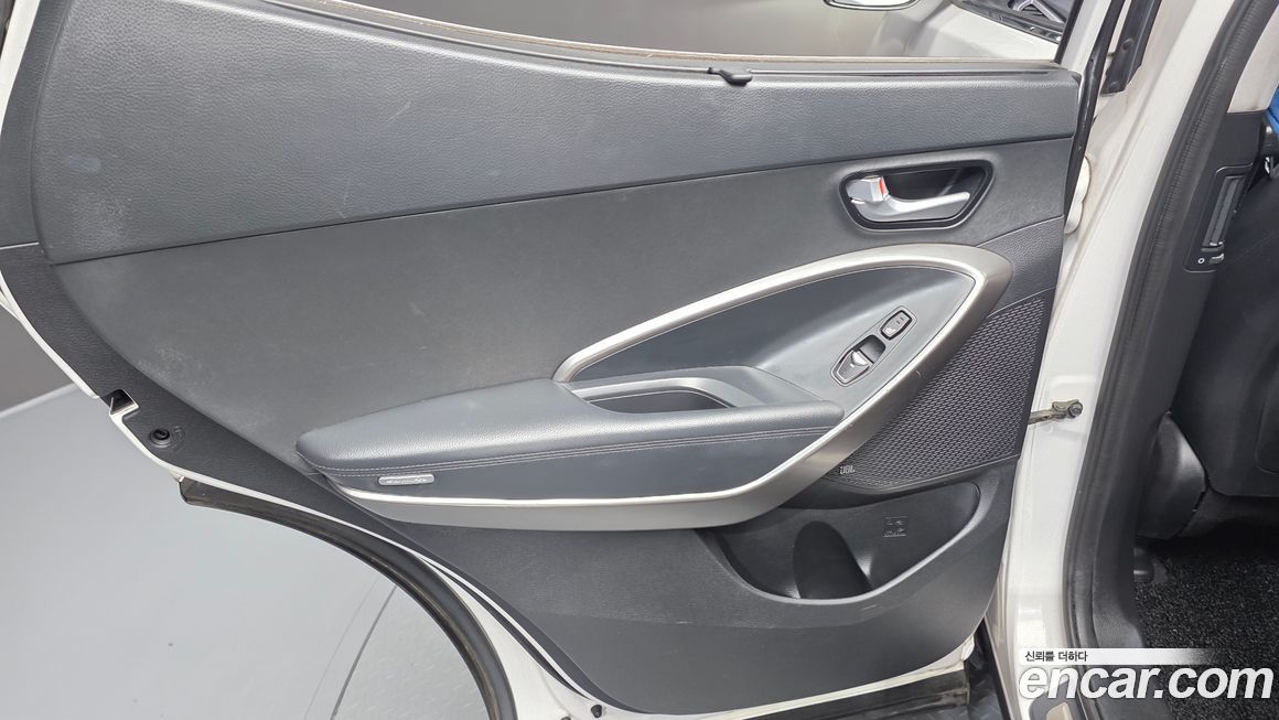 Hyundai Santafe 2016