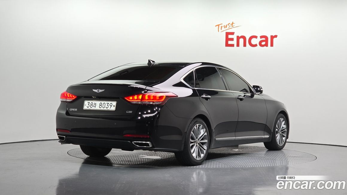 Hyundai Genesis 2016