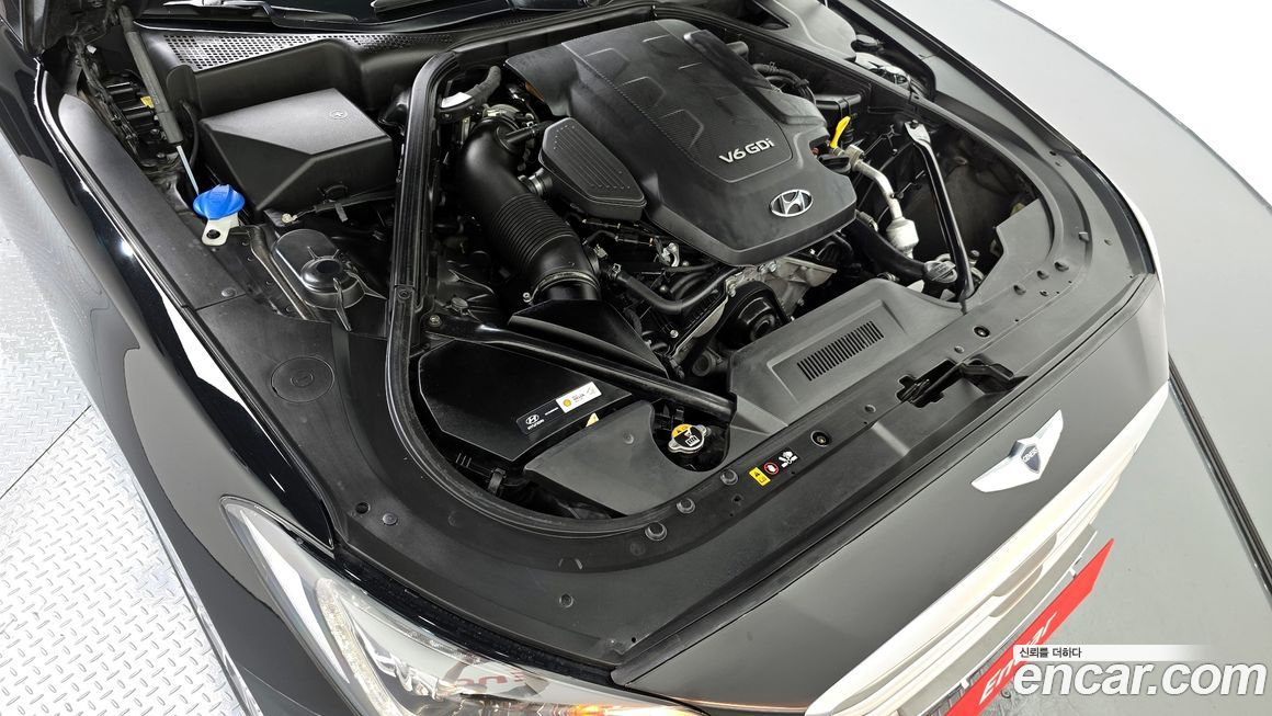 Hyundai Genesis 2016