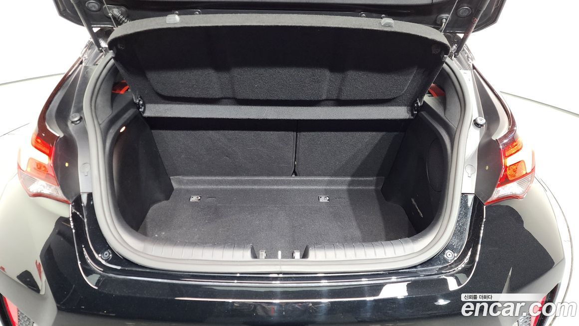 Hyundai Veloster 2019