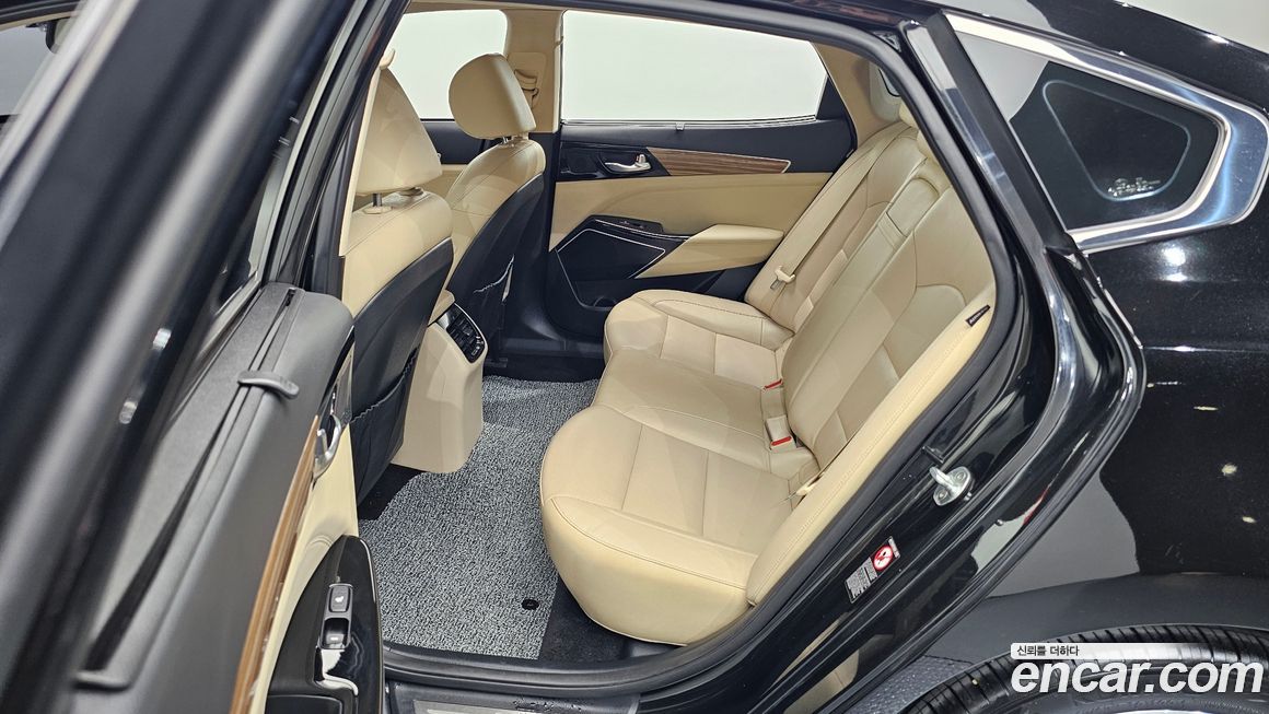 Kia K7 2016