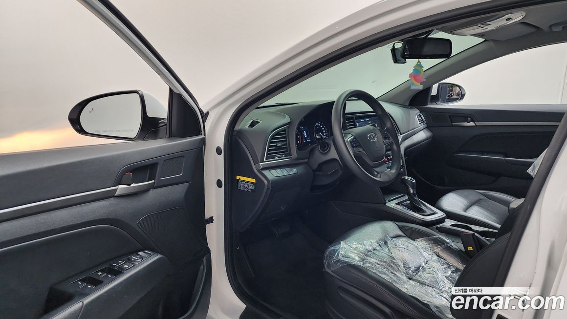 Hyundai AVANTE 2018