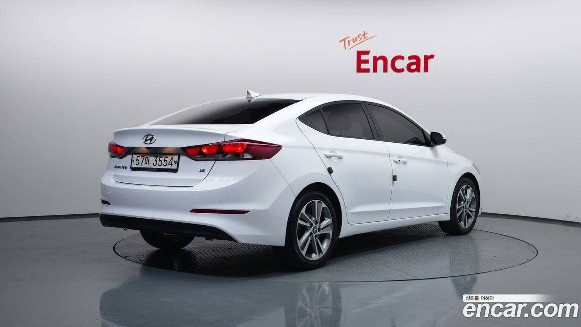 Hyundai AVANTE 2018