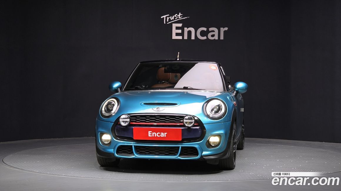 Mini Cooper Convertible 2018