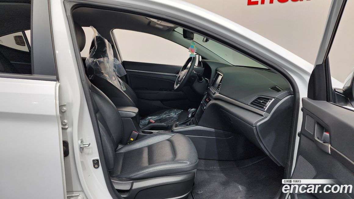 Hyundai AVANTE 2018