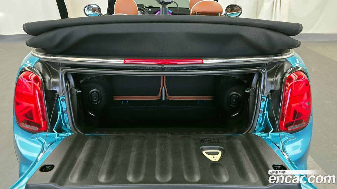 Mini Cooper Convertible 2018