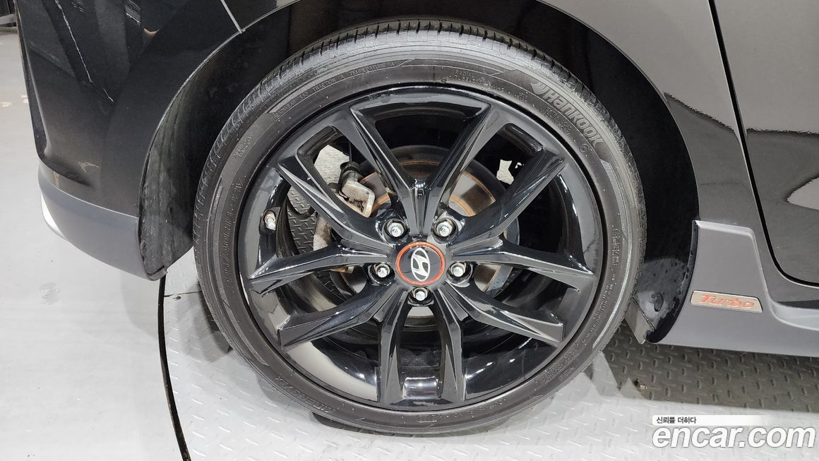 Hyundai Veloster 2019