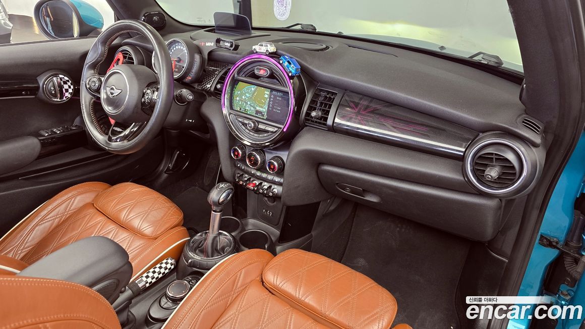 Mini Cooper Convertible 2018