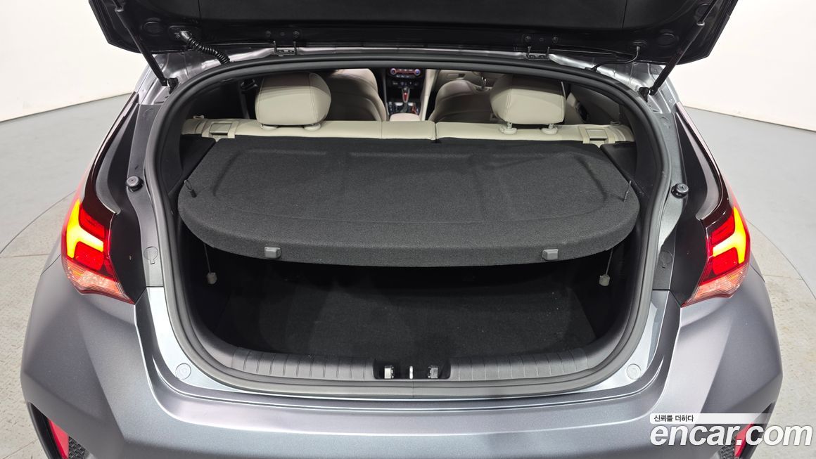 Hyundai Veloster 2018