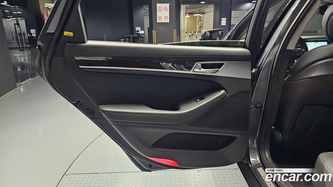 Genesis G80 2018