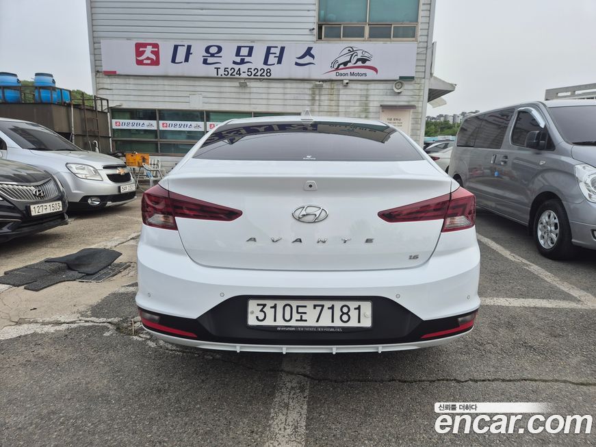 Hyundai AVANTE 2020
