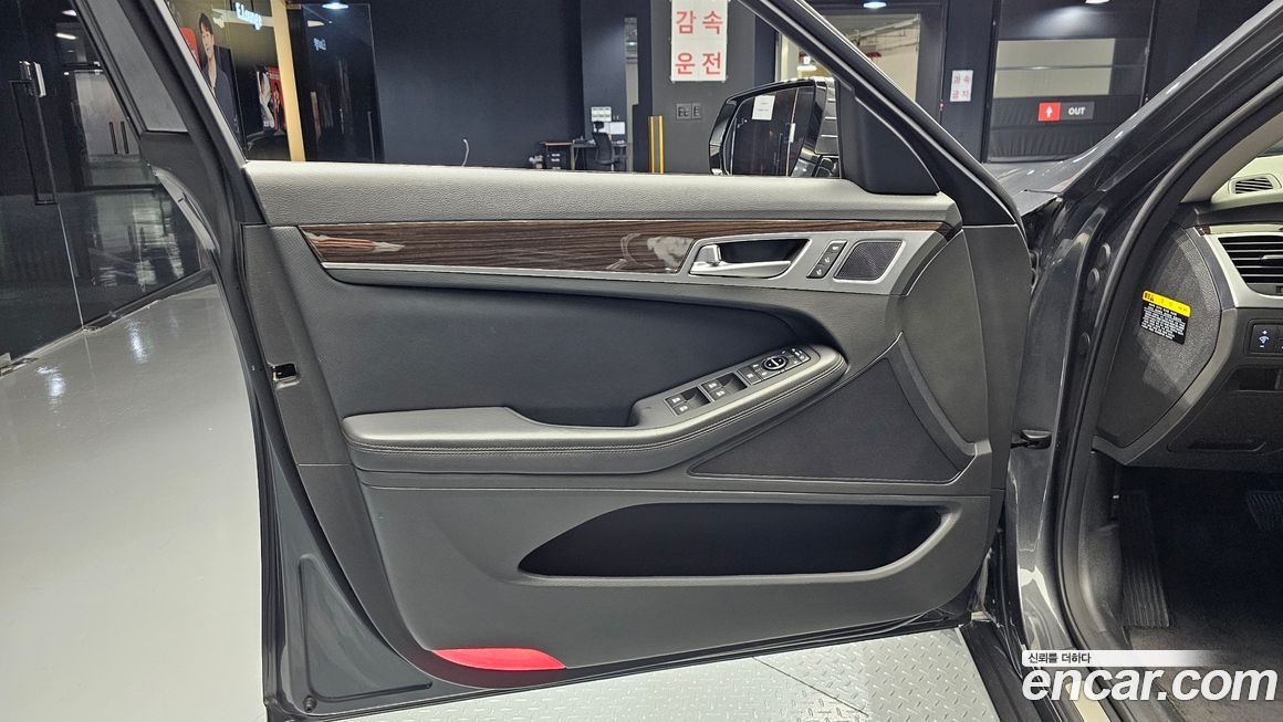 Genesis G80 2018
