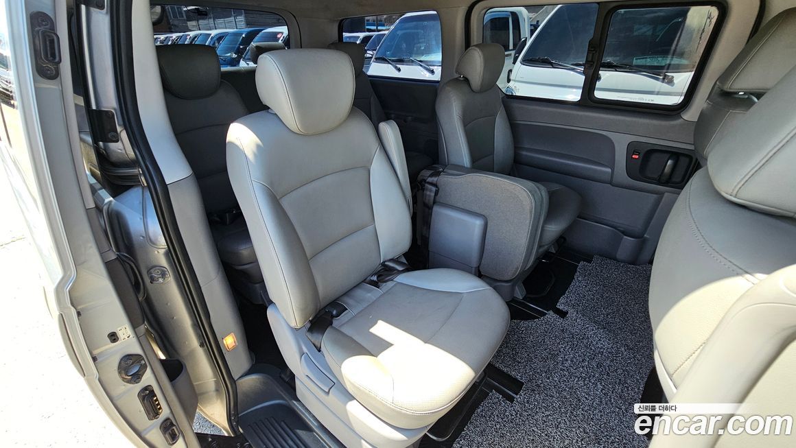 Hyundai Starex 2017