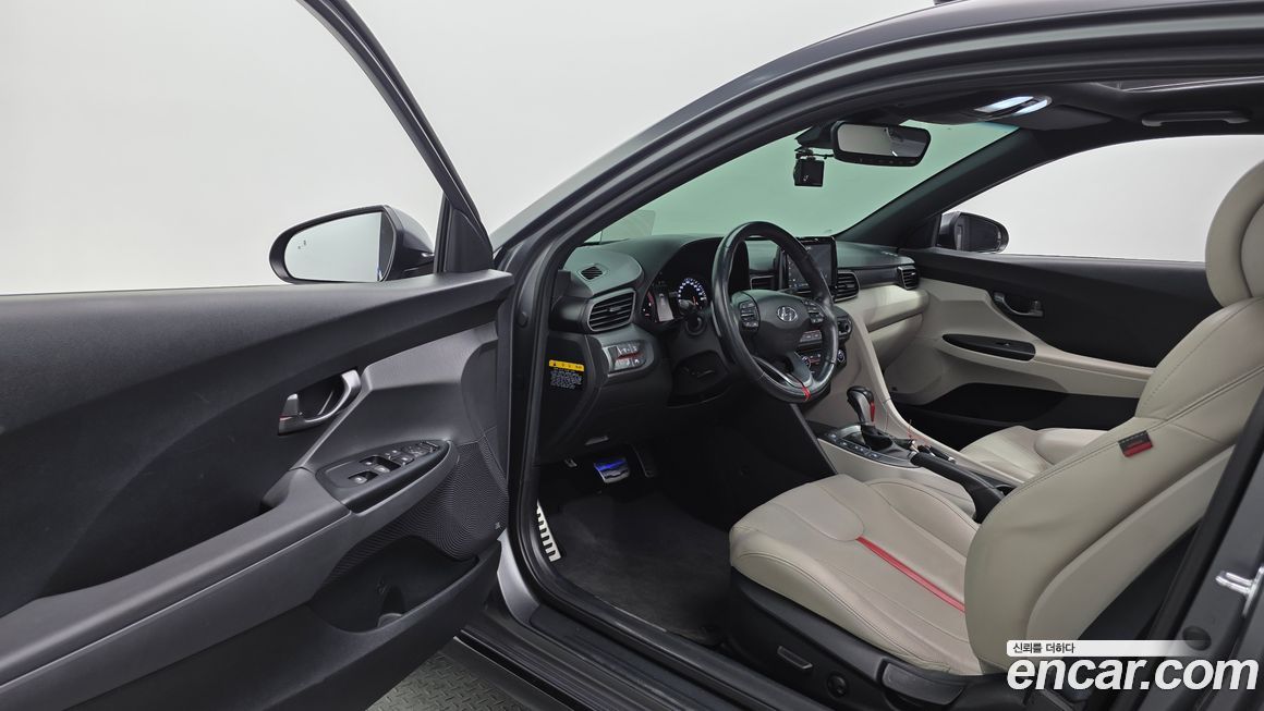 Hyundai Veloster 2018