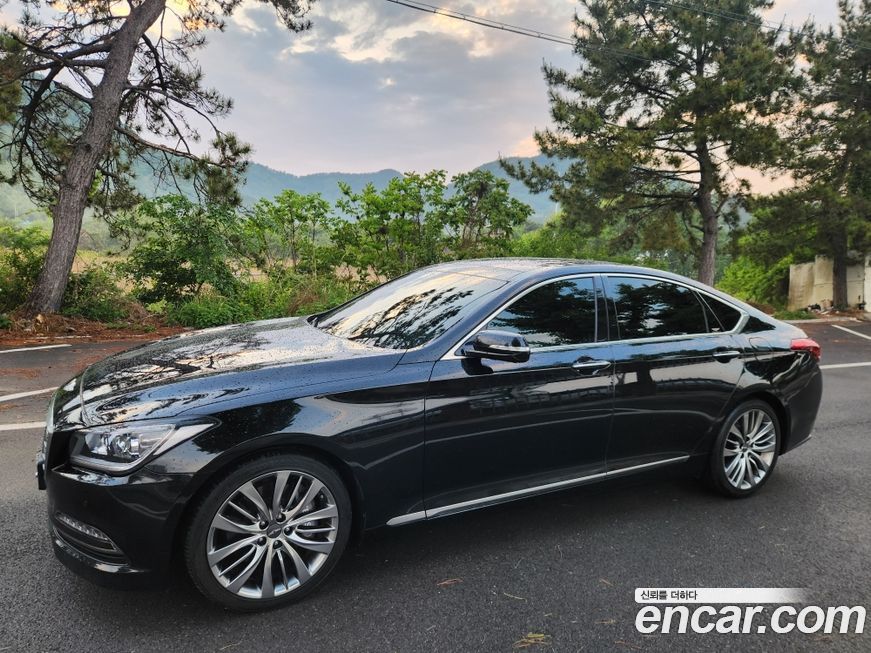 Hyundai Genesis 2016