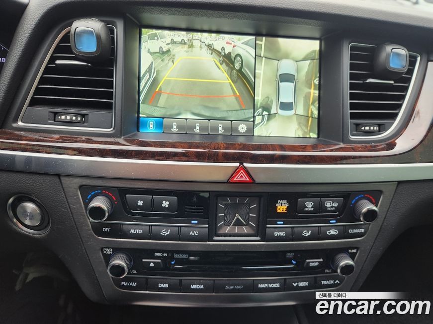 Hyundai Genesis 2016