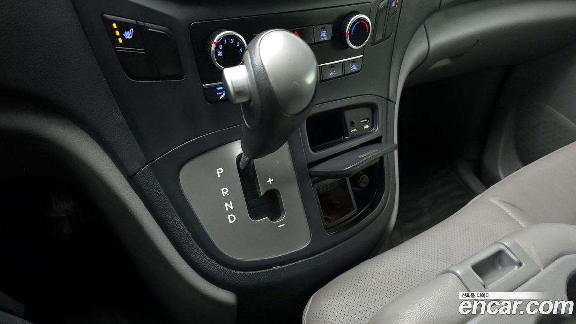 Hyundai Starex 2018
