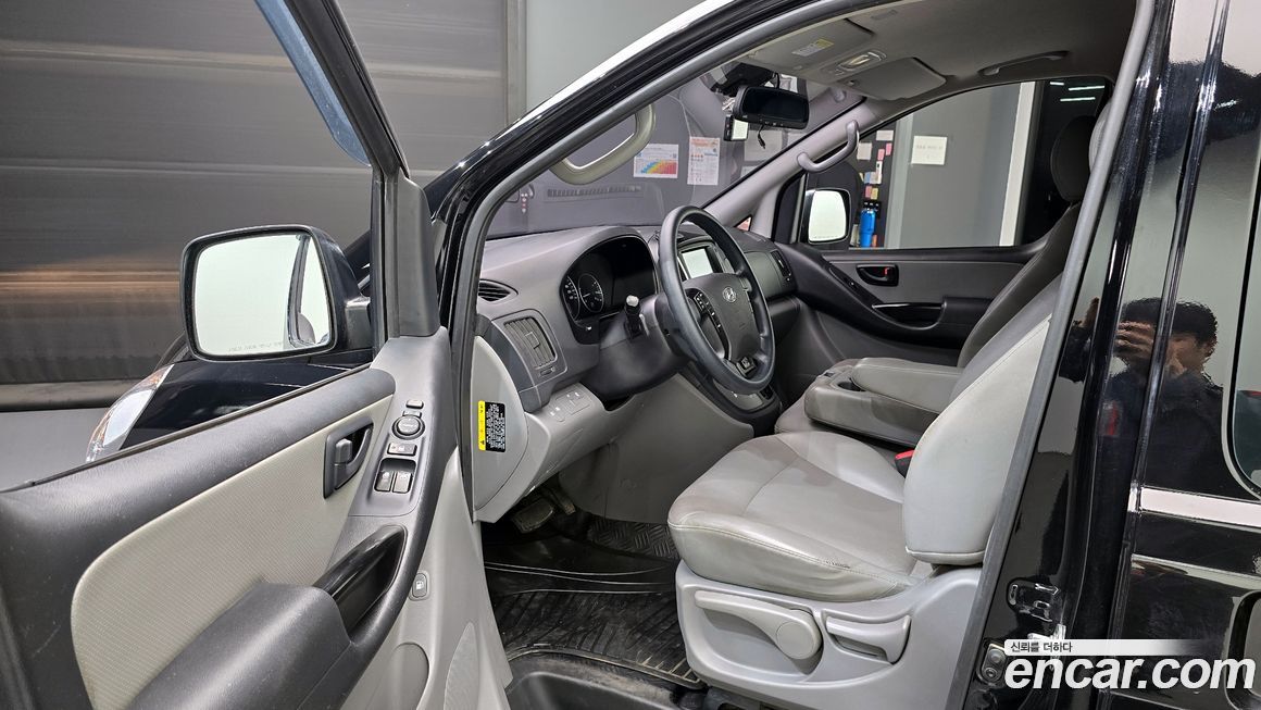 Hyundai Starex 2018