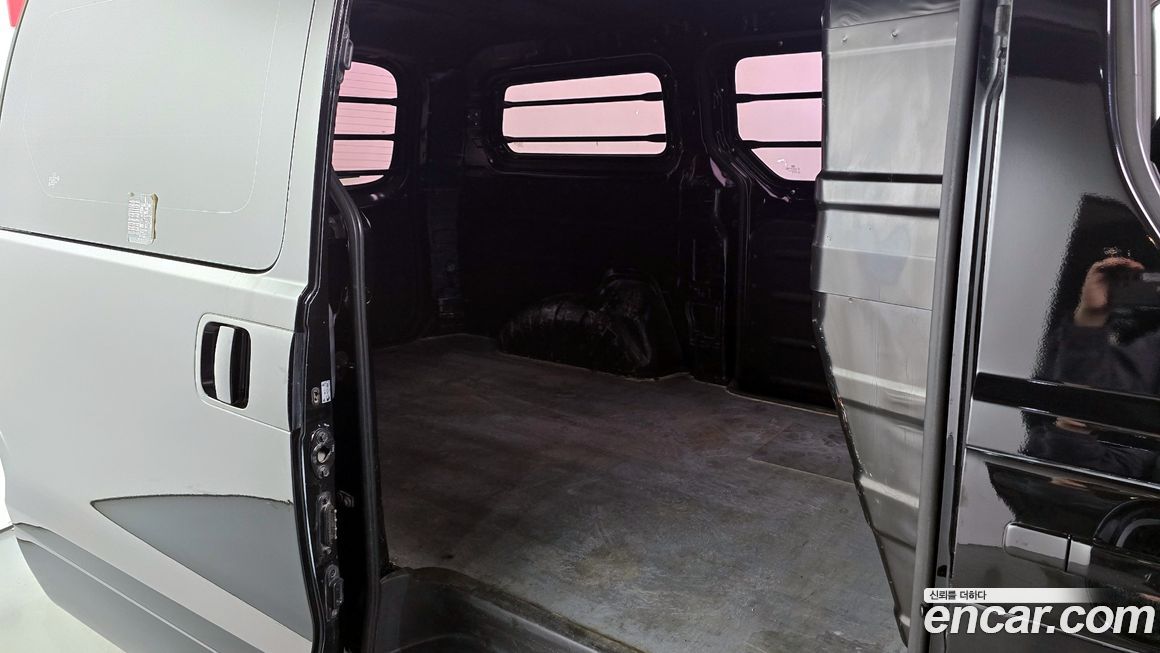 Hyundai Starex 2018