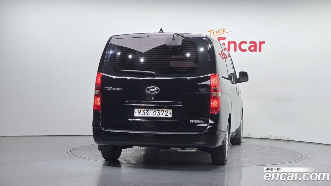 Hyundai Starex 2018