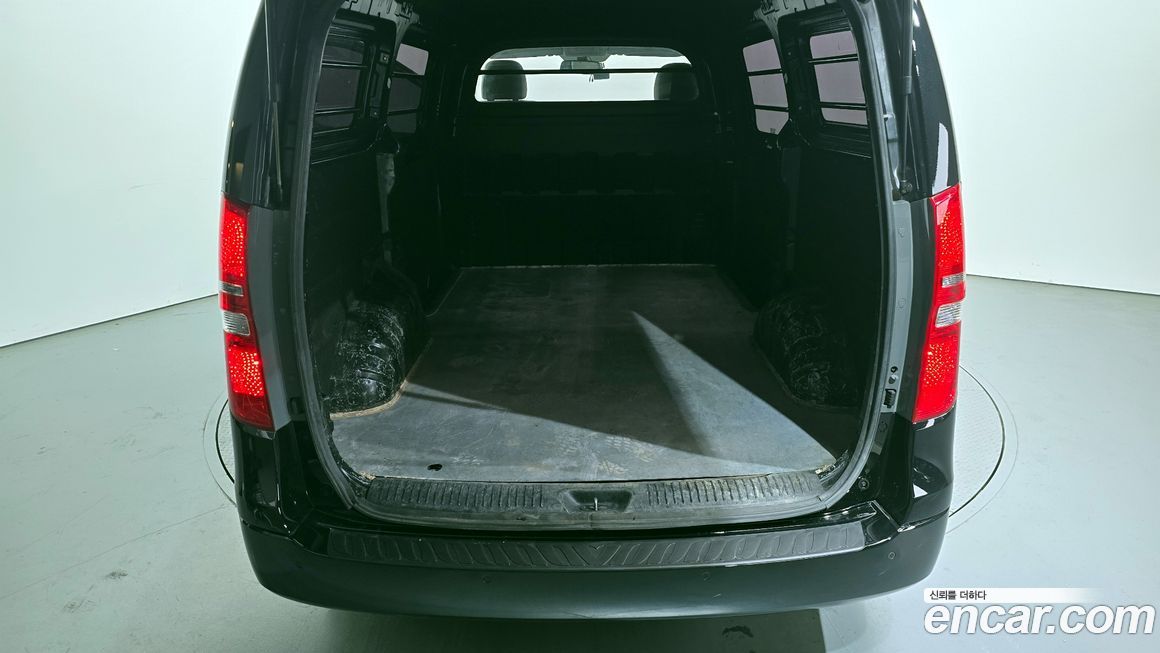 Hyundai Starex 2018