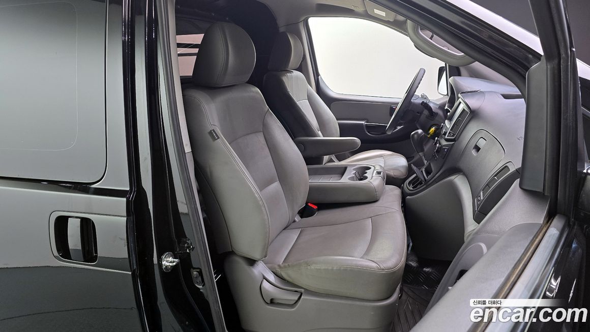 Hyundai Starex 2018