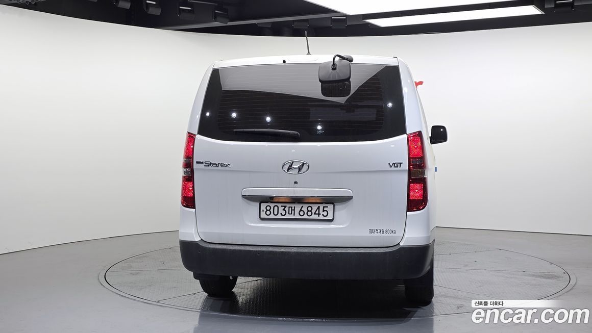 Hyundai Starex 2021