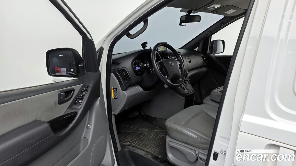 Hyundai Starex 2021