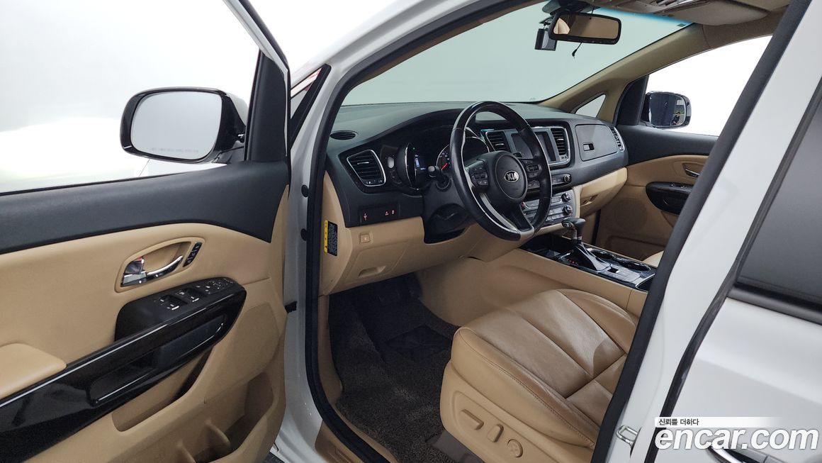 Kia Canival 2019