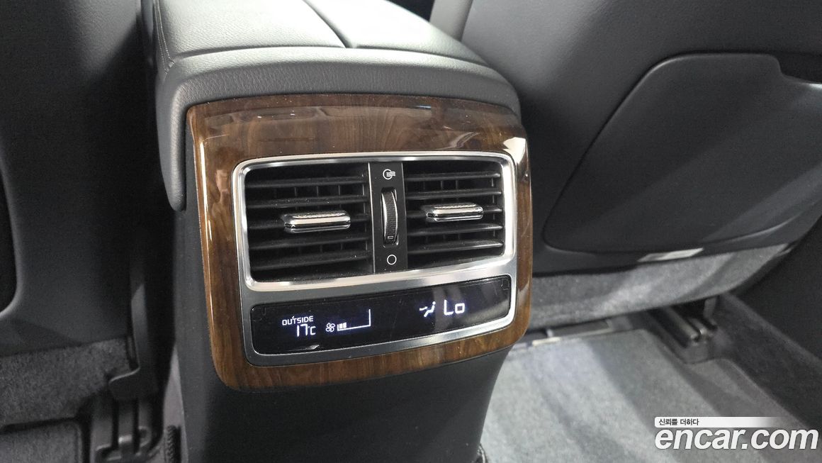 Kia K9 2019