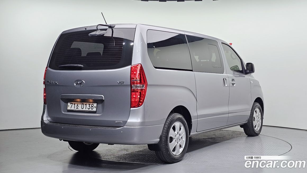 Hyundai Starex 2021
