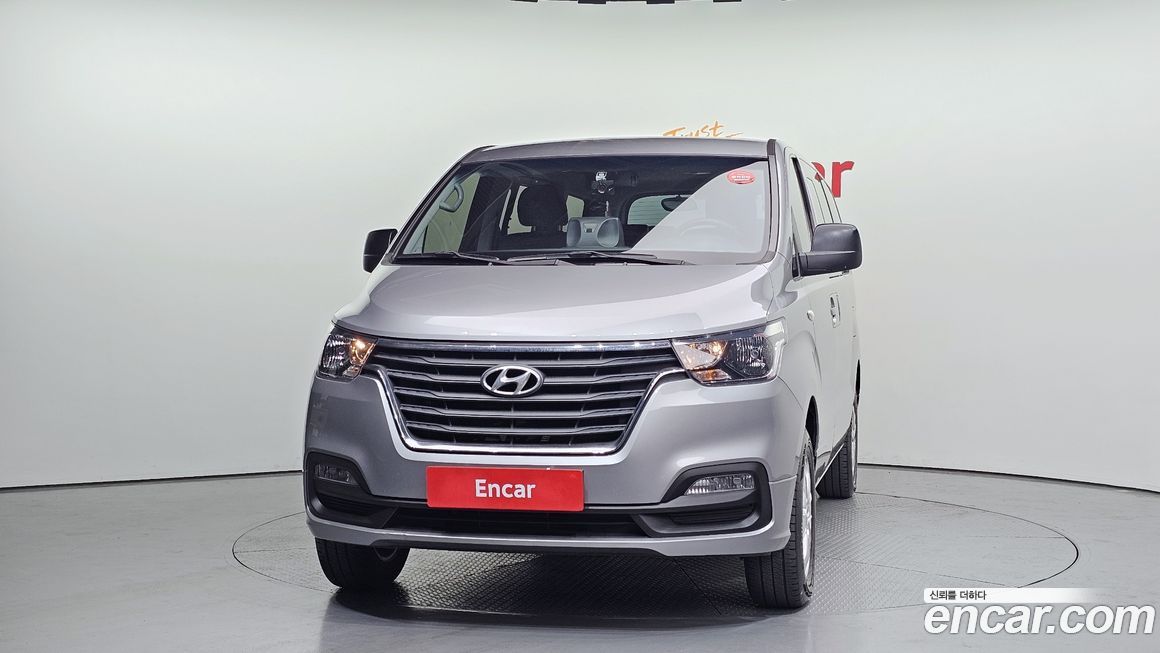 Hyundai Starex 2021