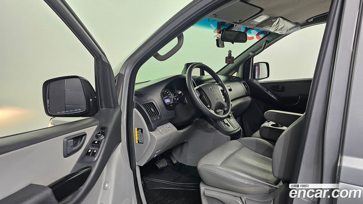 Hyundai Starex 2021