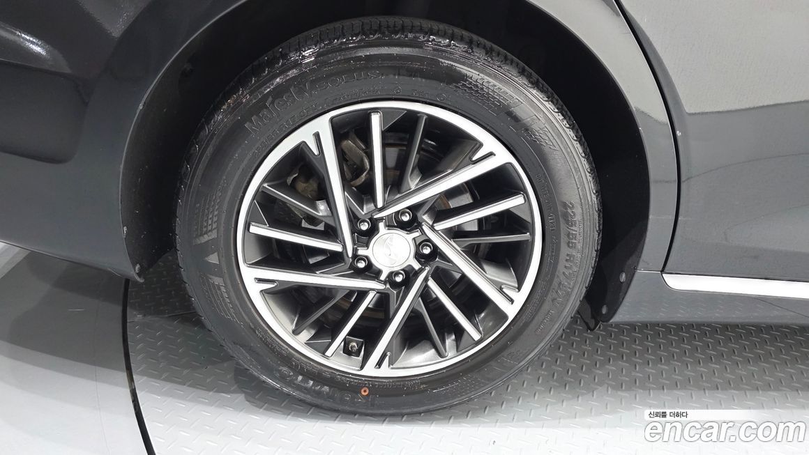 Hyundai Grandeur 2021