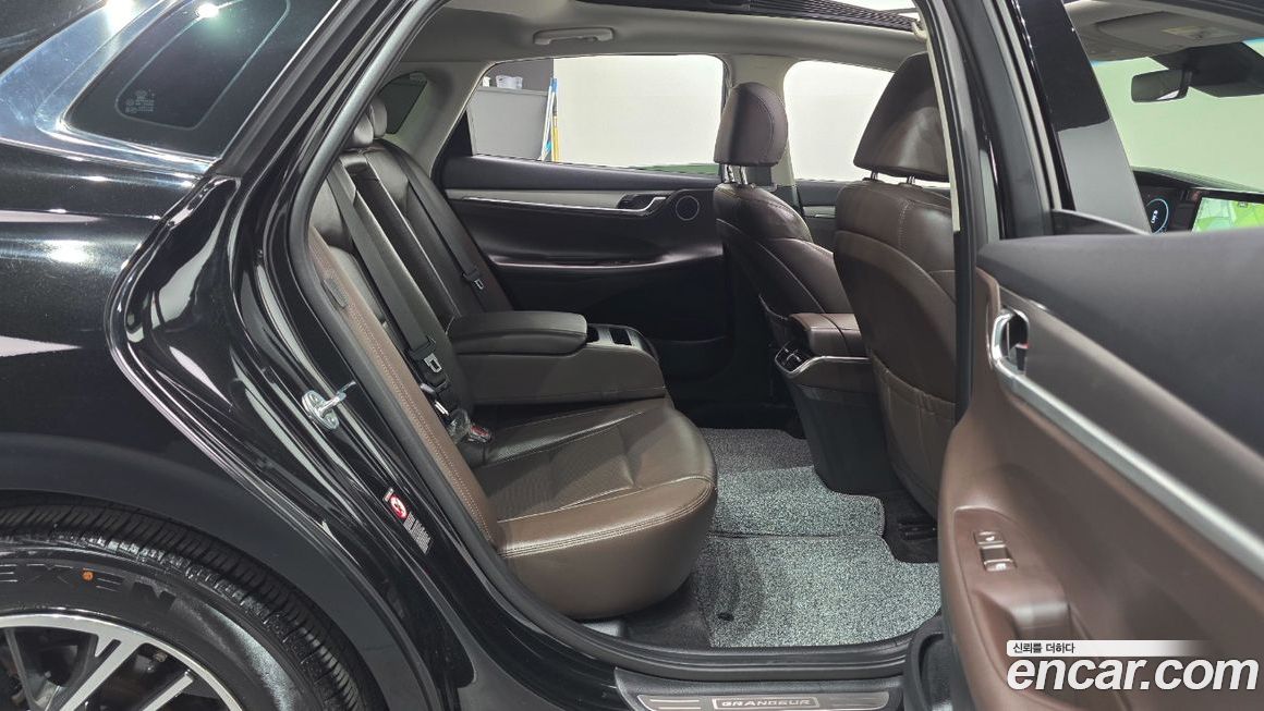 Hyundai Grandeur 2021