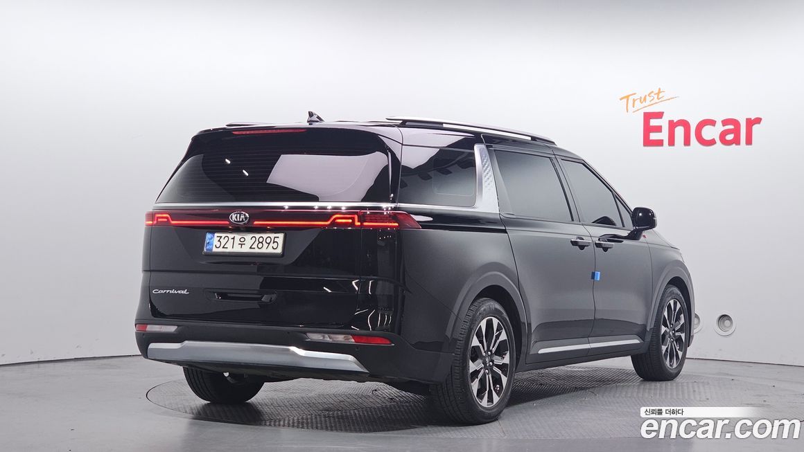 Kia Canival 2021