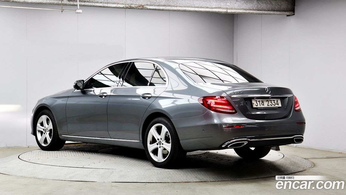 Mercedes-Benz E-Class 2018