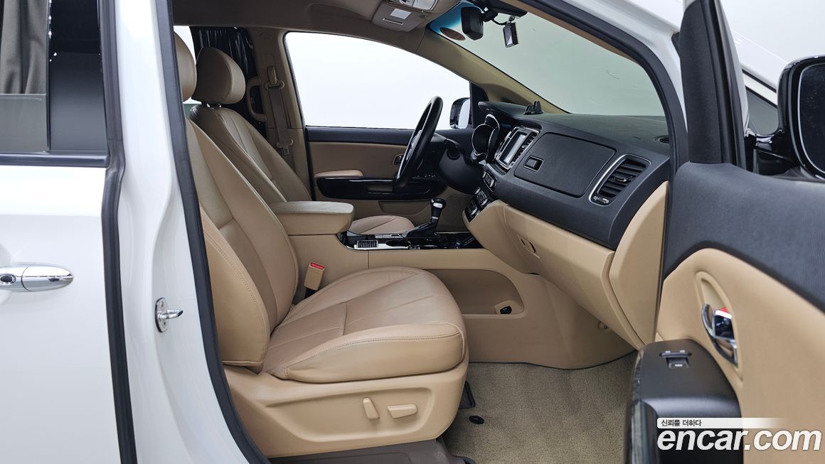 Kia Canival 2019
