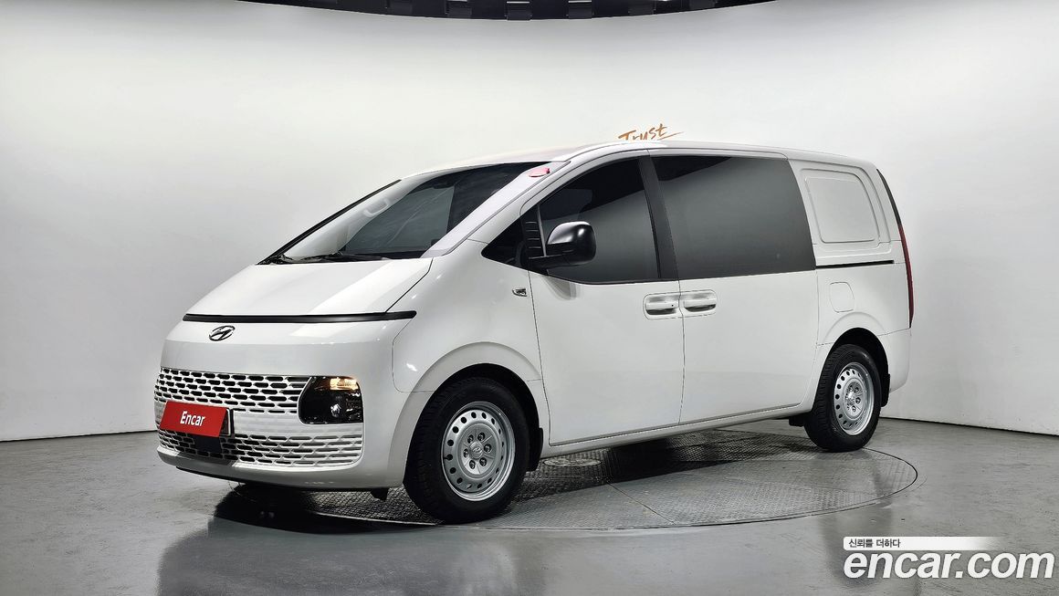 Hyundai Staria 2022