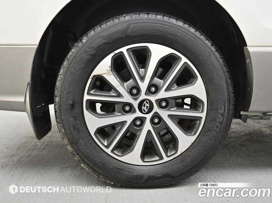 Hyundai Starex 2018