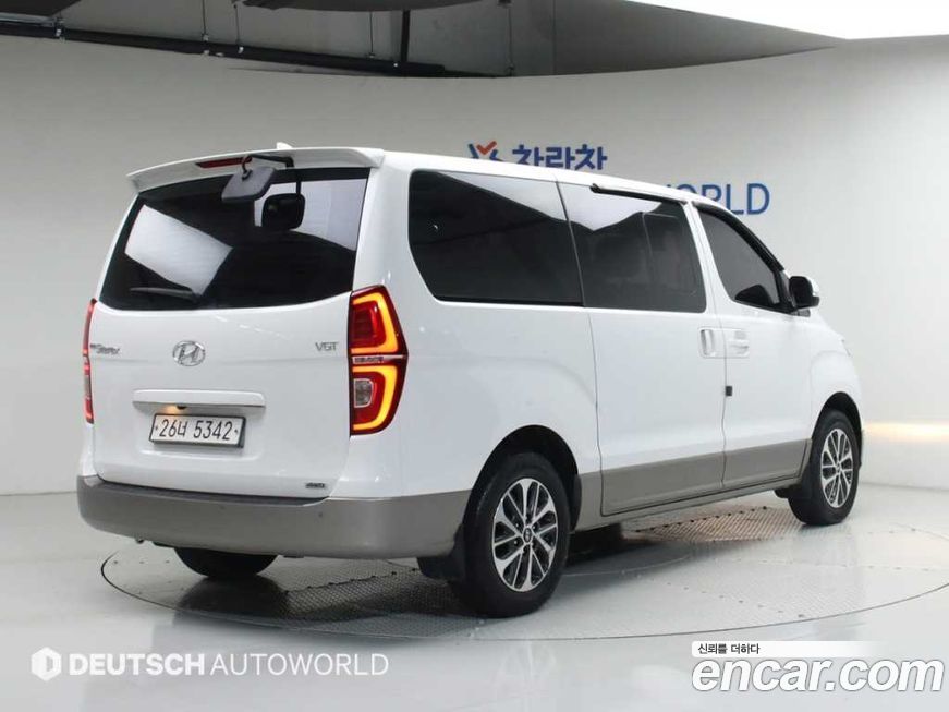 Hyundai Starex 2018
