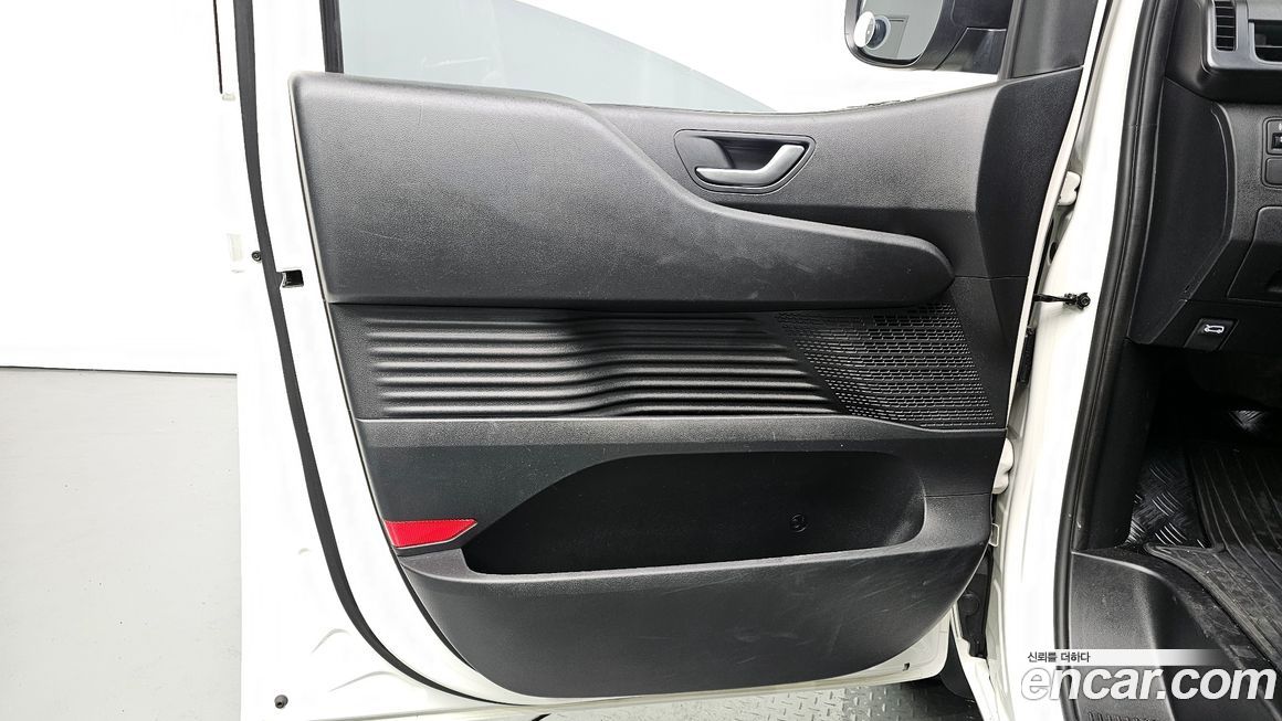 Hyundai Staria 2022