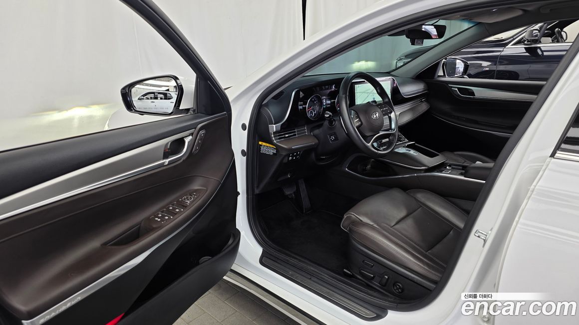 Hyundai Grandeur 2020