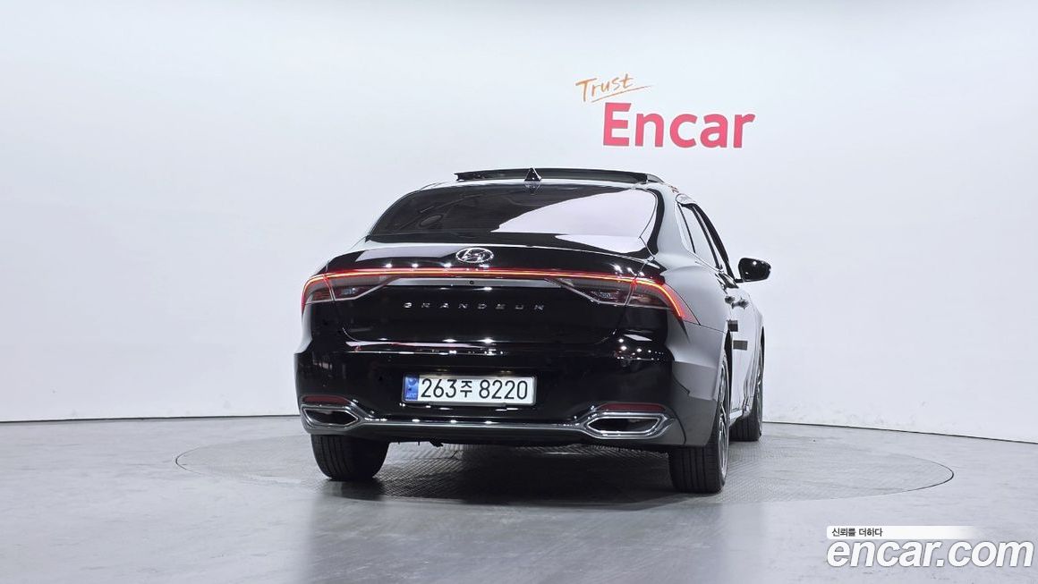 Hyundai Grandeur 2021