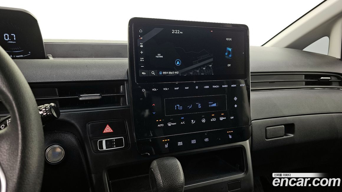 Hyundai Staria 2022