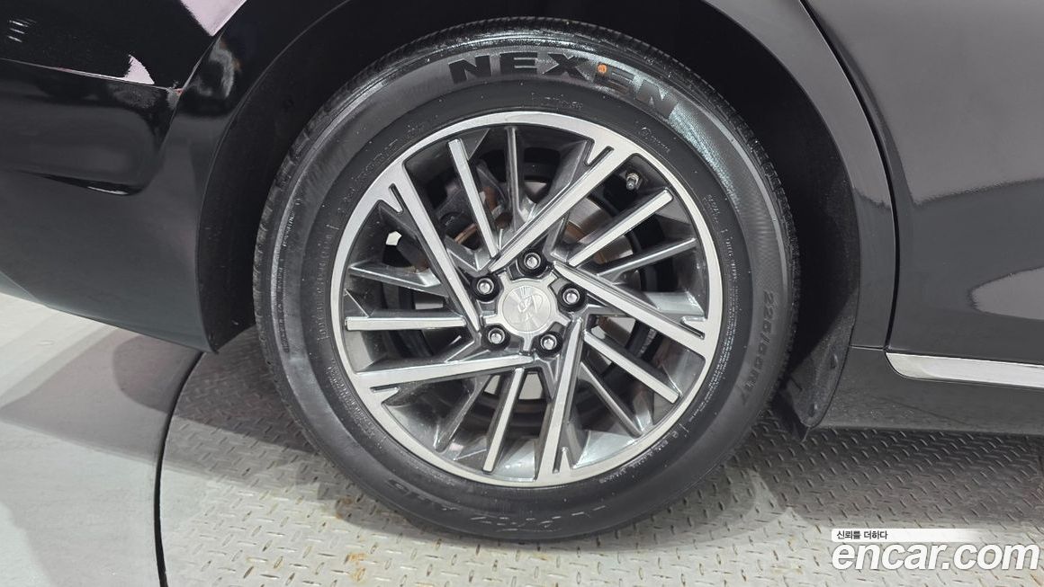 Hyundai Grandeur 2021