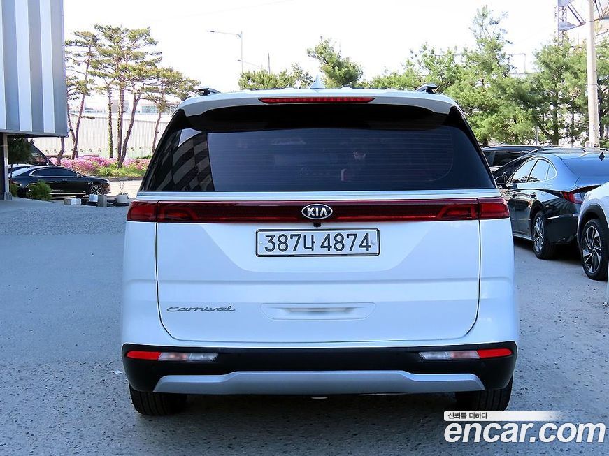 Kia Canival 2021