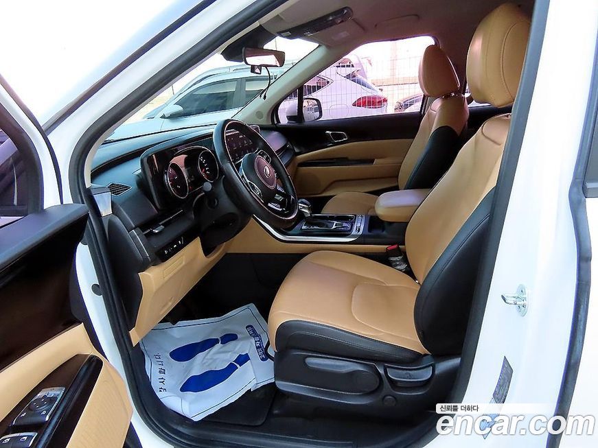 Kia Canival 2021