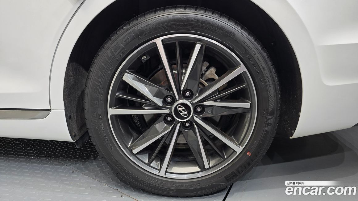 Hyundai Grandeur 2022