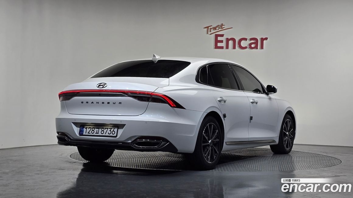 Hyundai Grandeur 2022
